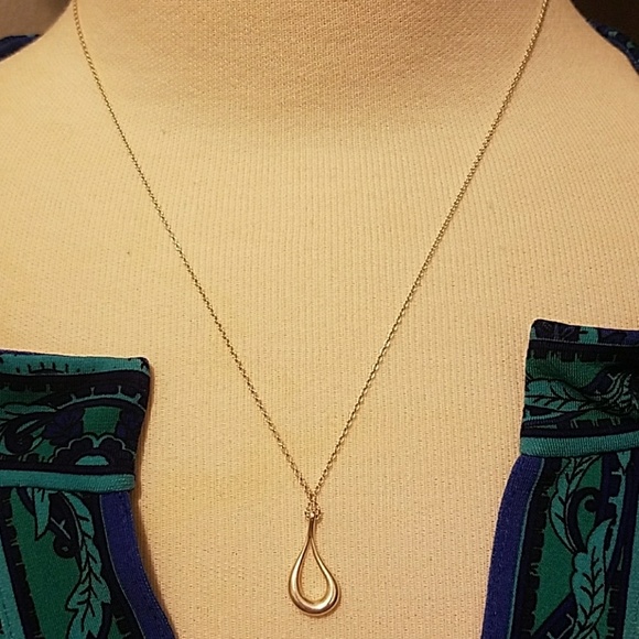 Tiffany Open Teardrop Necklace 